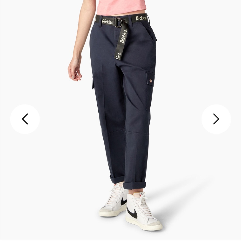 Dickies Women's Relaxed Fit Contrast Stitch Cropped Cargo Pants